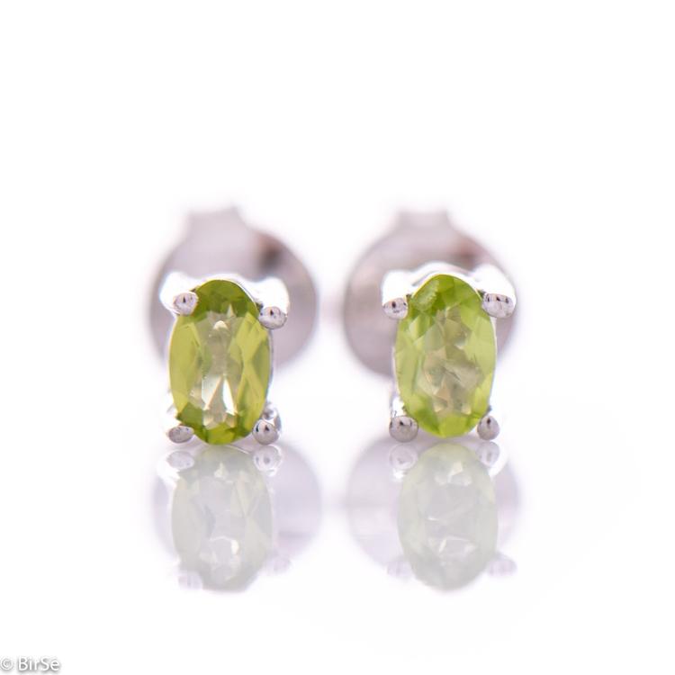 Silver earrings - Natural peridot 5x3 0,56 ct.