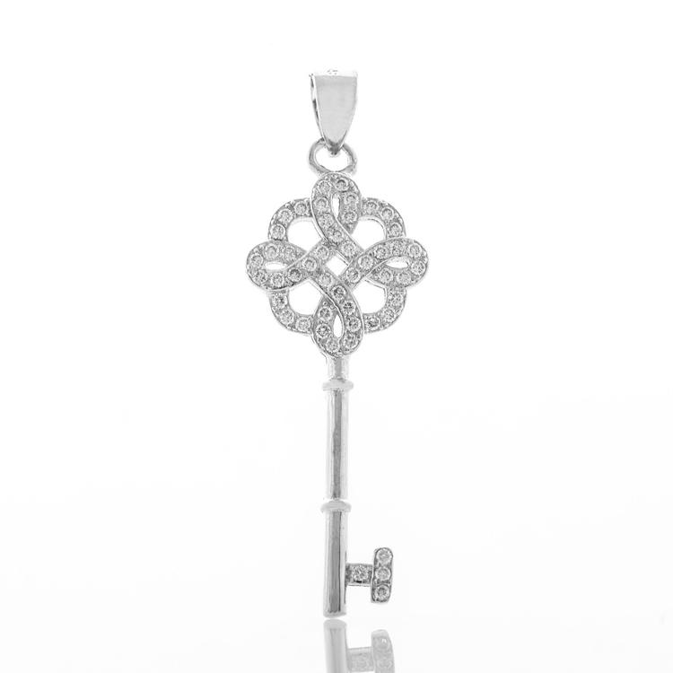 Silver Pendant - Exquisite Key