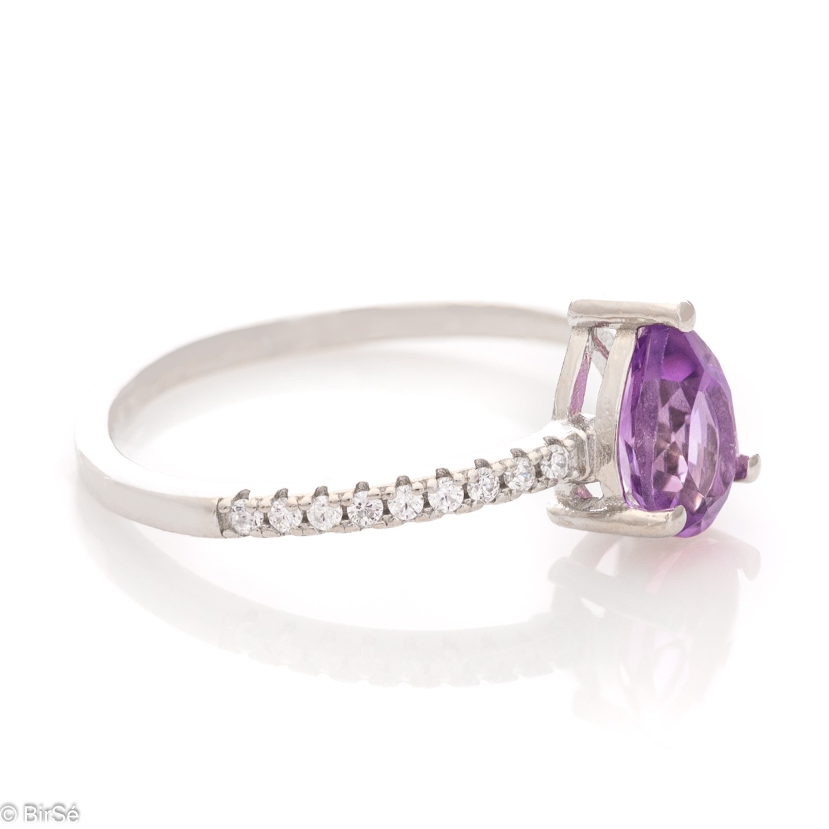 Silver Pear Ring with Amethyst 