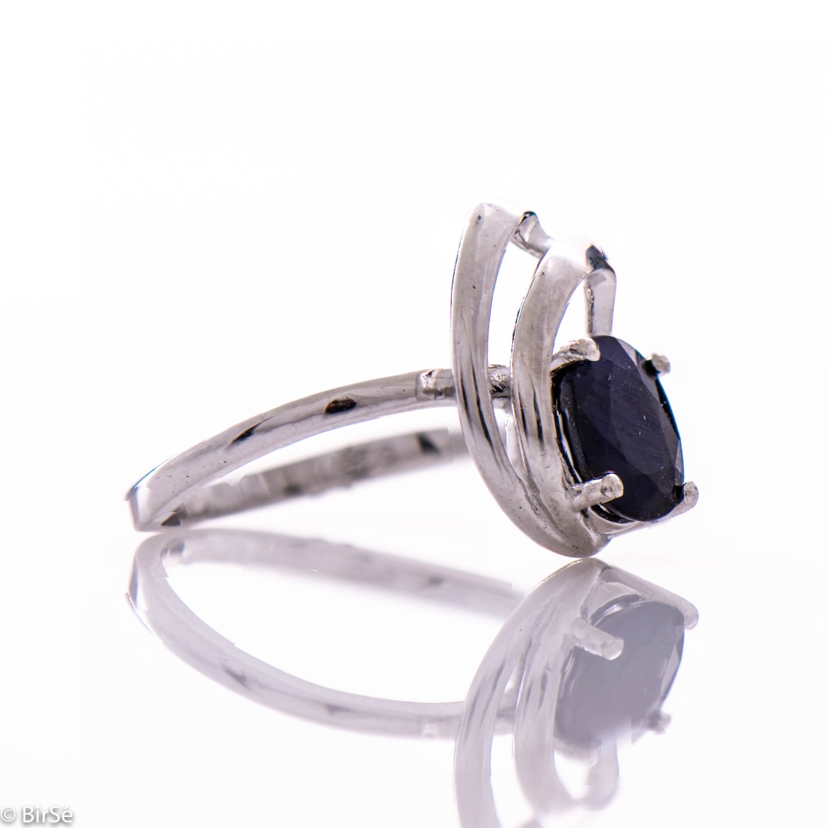 Silver ring - Natural sapphire 1,55 ct.