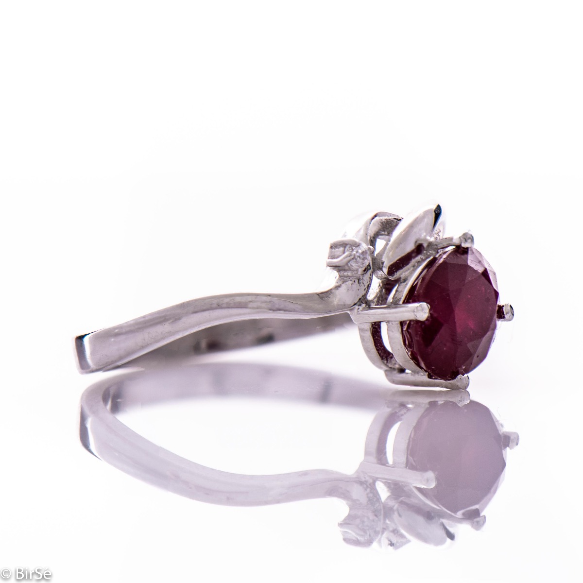 Silver ring - Natural ruby 1,06 ct.