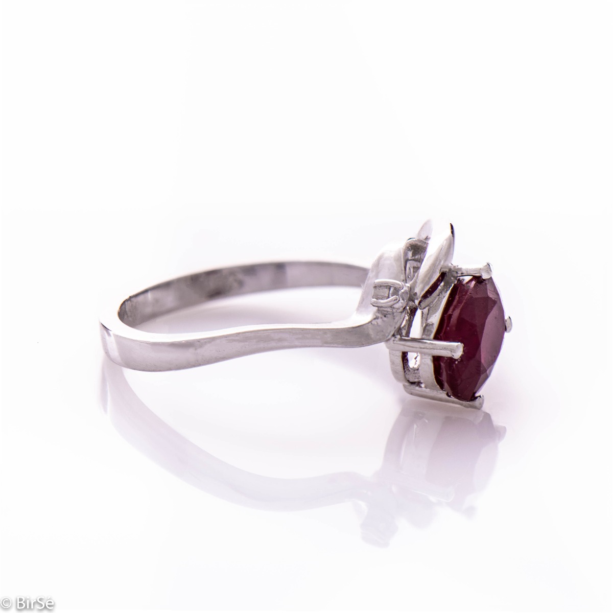 Silver ring - Natural ruby 1,06 ct.