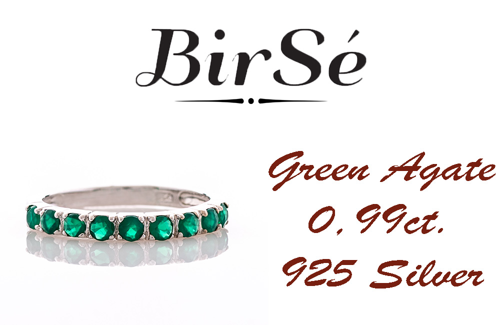 Enchanting silver ring with a row of natural green agate stones and delicately crafted entirely from glittering rhodium silver...As if inviting you to make it part of your jewelry.