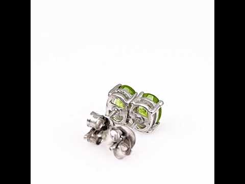 Silver earrings - Natural peridot 7x5 mm 1,90 ct.