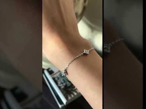 Silver bracelet - Clovers 