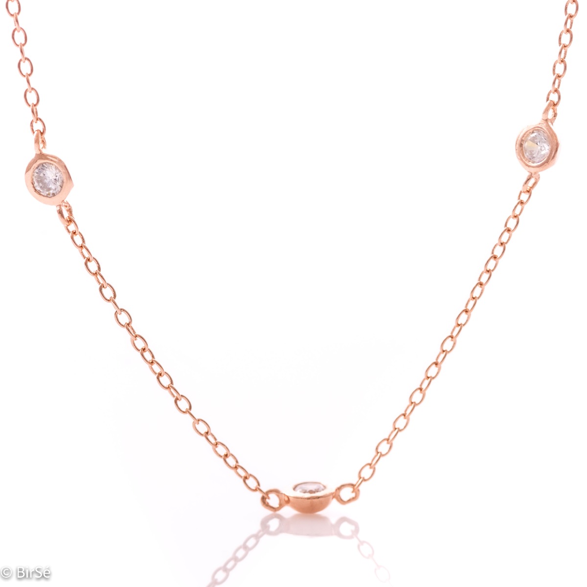 Elegant women's necklace in rose silver with a string of sparkling zircons. Suitable jewelry for any occasion in your everyday life.