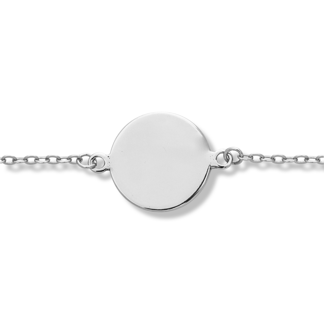 A simple bracelet in shiny rhodium silver with a plate, in a round shape. The jewelry makes a great gift and allows for engraving a letter or the date of an event.