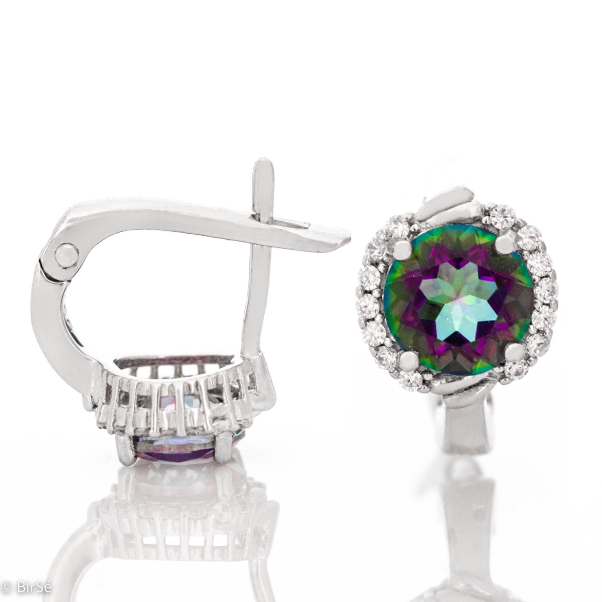 Feel the magic of iridescent Northern Lights in the exquisite Mystic Topaz earrings, gently enveloped in the sparkle of cubic zirconia. Be irresistible with the complete set, including an elegant ring and a delicate pendant.