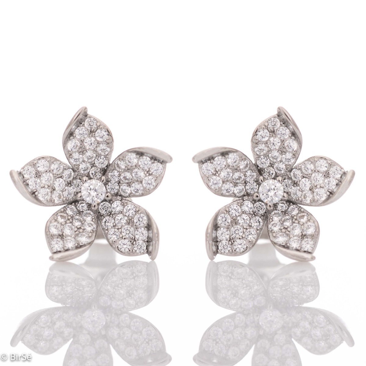 Captivating design of women's flower stud earrings with a charming design, all rhodium-plated silver, covered with delicate, sparkling cubic zirconias.