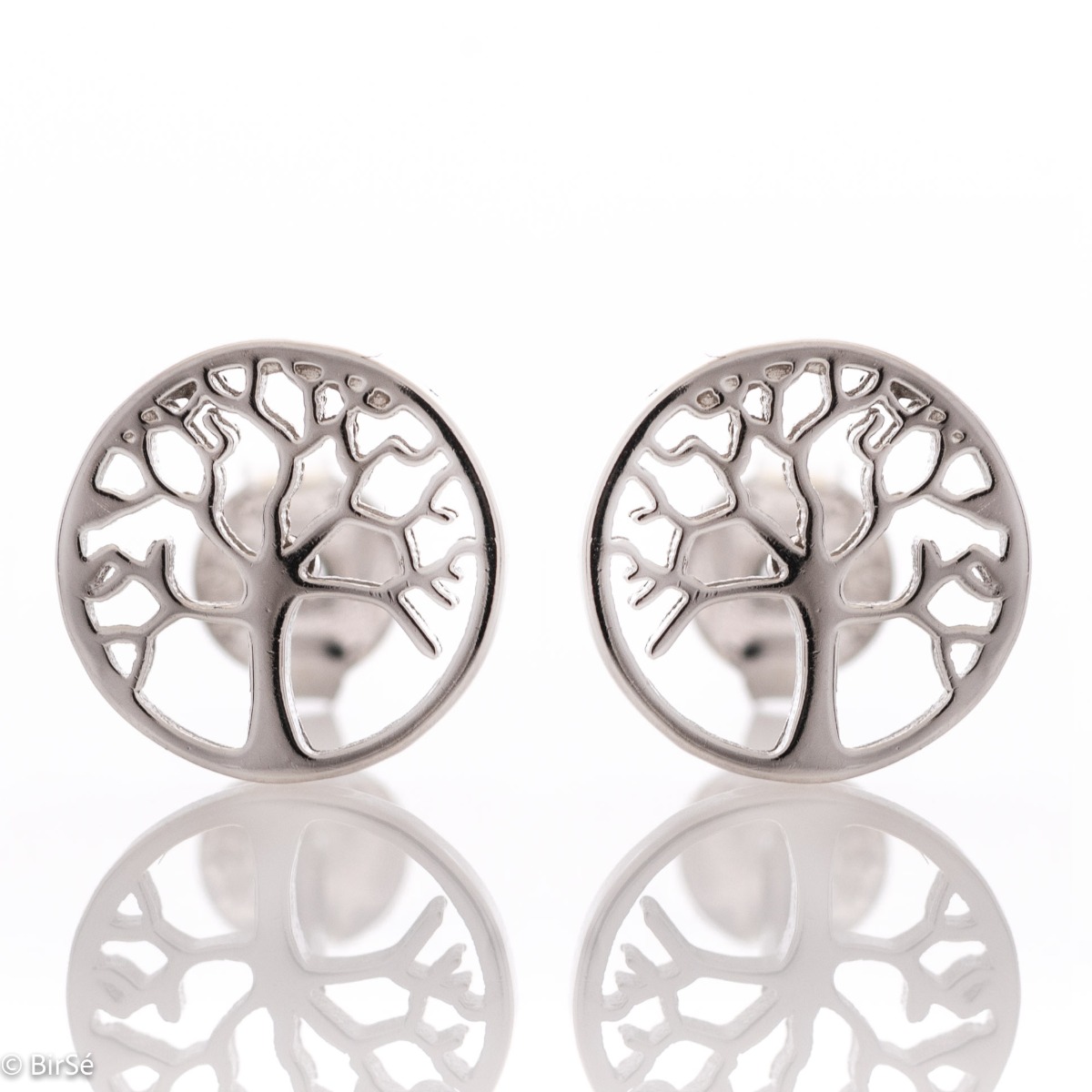 Charming women's earrings, masterfully crafted from fine rhodium silver in the shape of an exquisite tree of life. The elements are beautifully sculpted and the pin fastening is comfortable and practical.