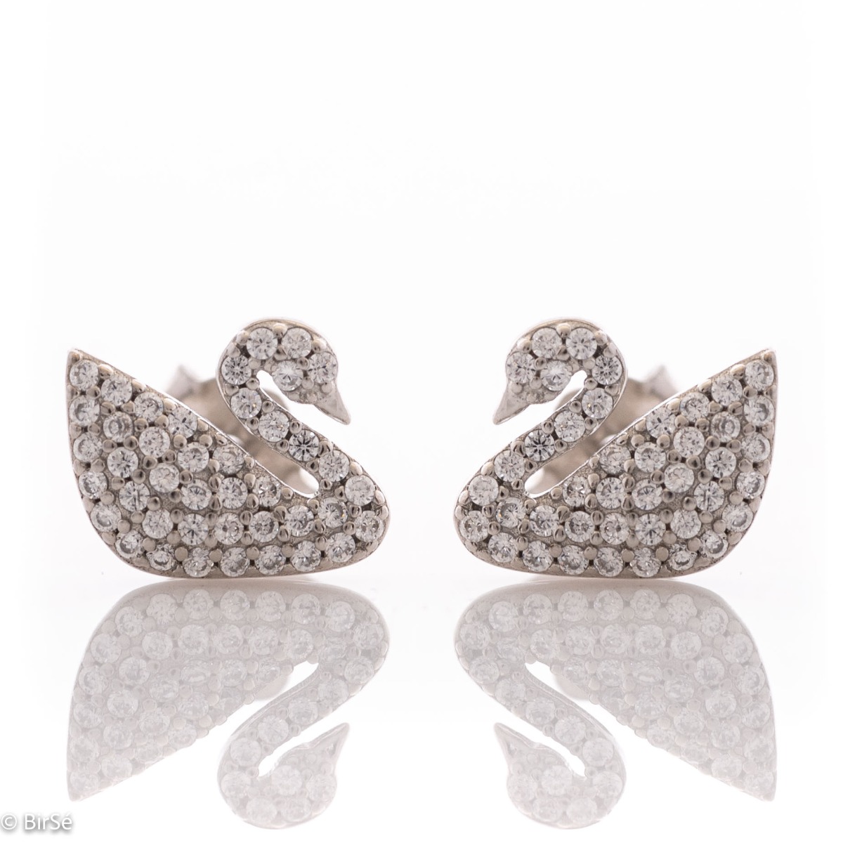 Delicate and glamorous women's stud earrings with an exquisite swan shape, complemented by fine zircons and made entirely of rhodium-plated silver. Suitable for small and large ladies.