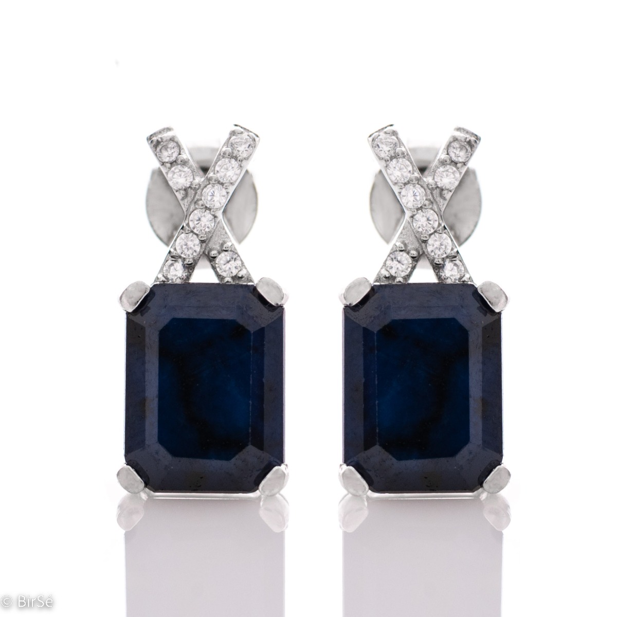 Update your jewelry collection with natural stones with the new offer from BirSe. The exquisite earrings with a rectangular sapphire and sparkling zircons are a suitable gift for any occasion.