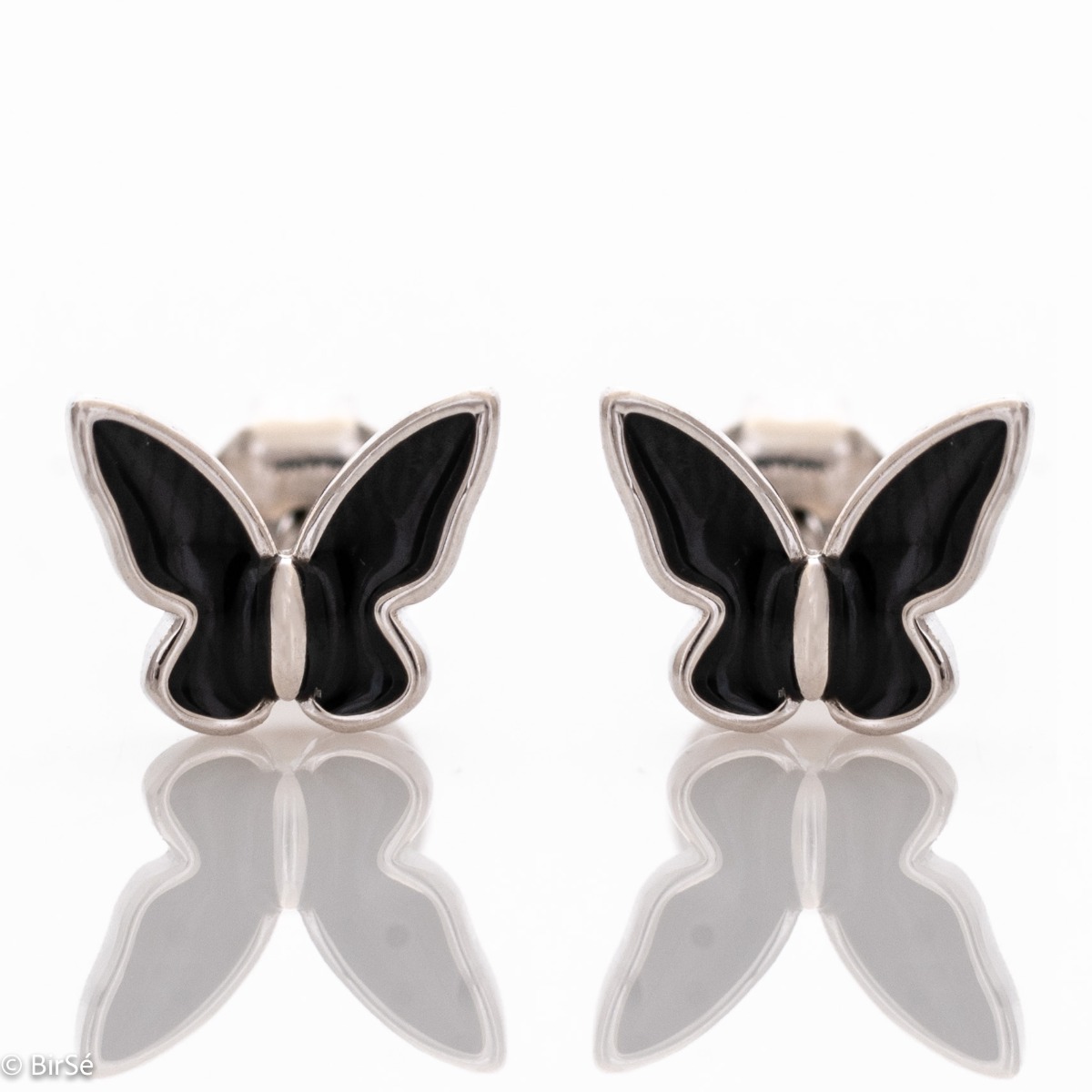 Captivatingly exquisite butterfly earrings with charming design in rhodium silver, elegantly decorated with black enamel. Pin fastening for convenience and security. They go well with silver and enamel jewelry.