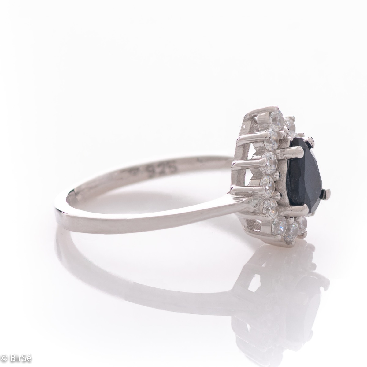 Silver ring - Natural Sapphire 0,75 ct.