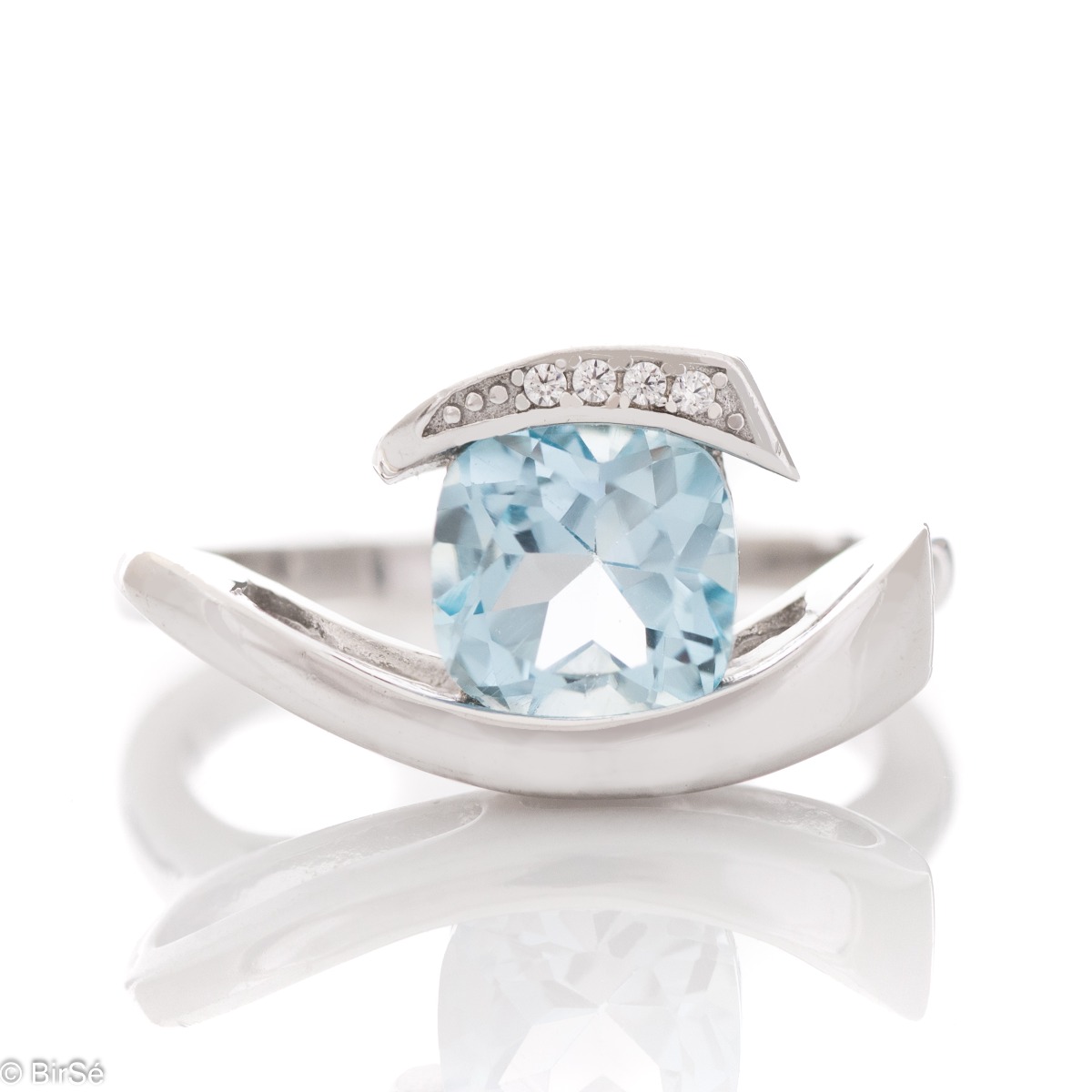 Silver Ring - Natural Blue Topaz 1,55 ct.