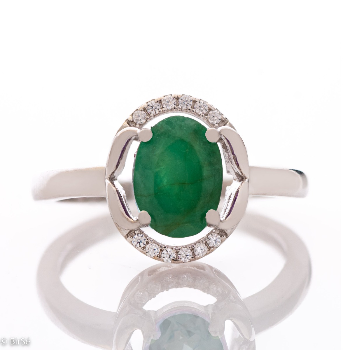 Enchanting Silver Ring with Exquisite Design of Natural Emerald and Zirconi 0,85 ct.