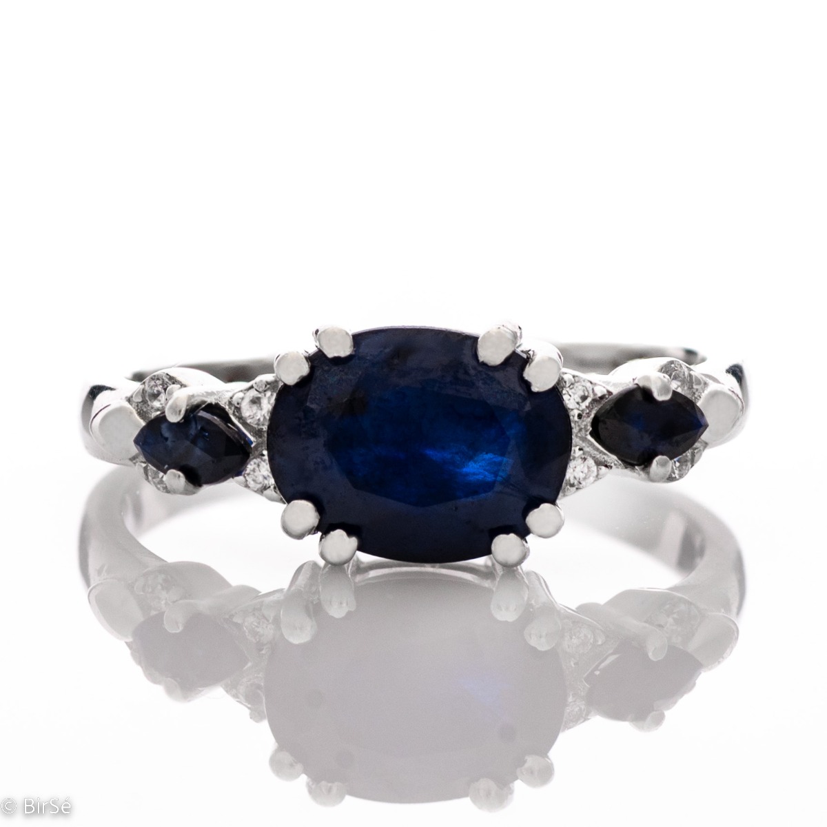 Silver ring - Natural Sapphire 2,46 ct.