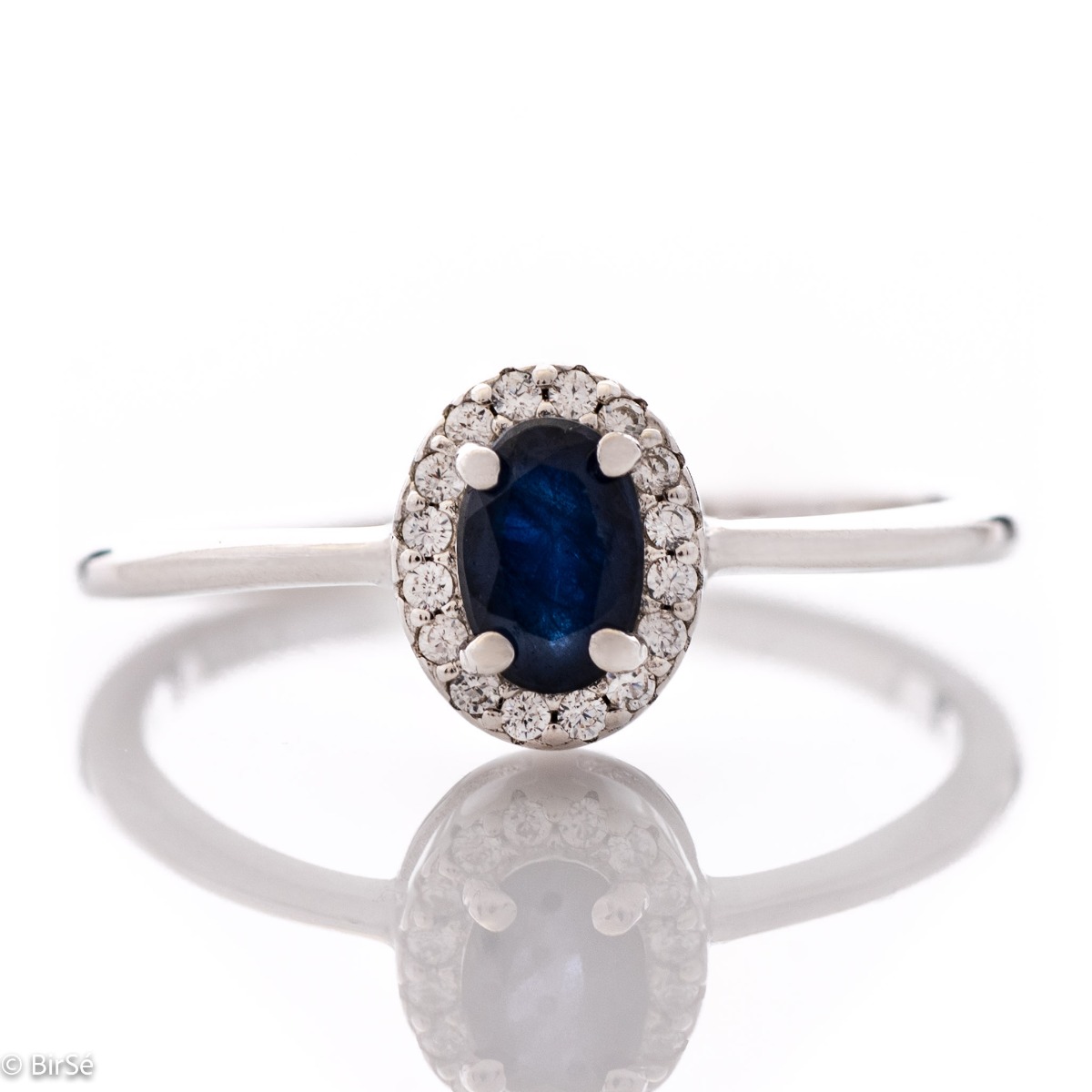 Stylish Silver Ring with Enchanting Natural Sapphire and Zirconi