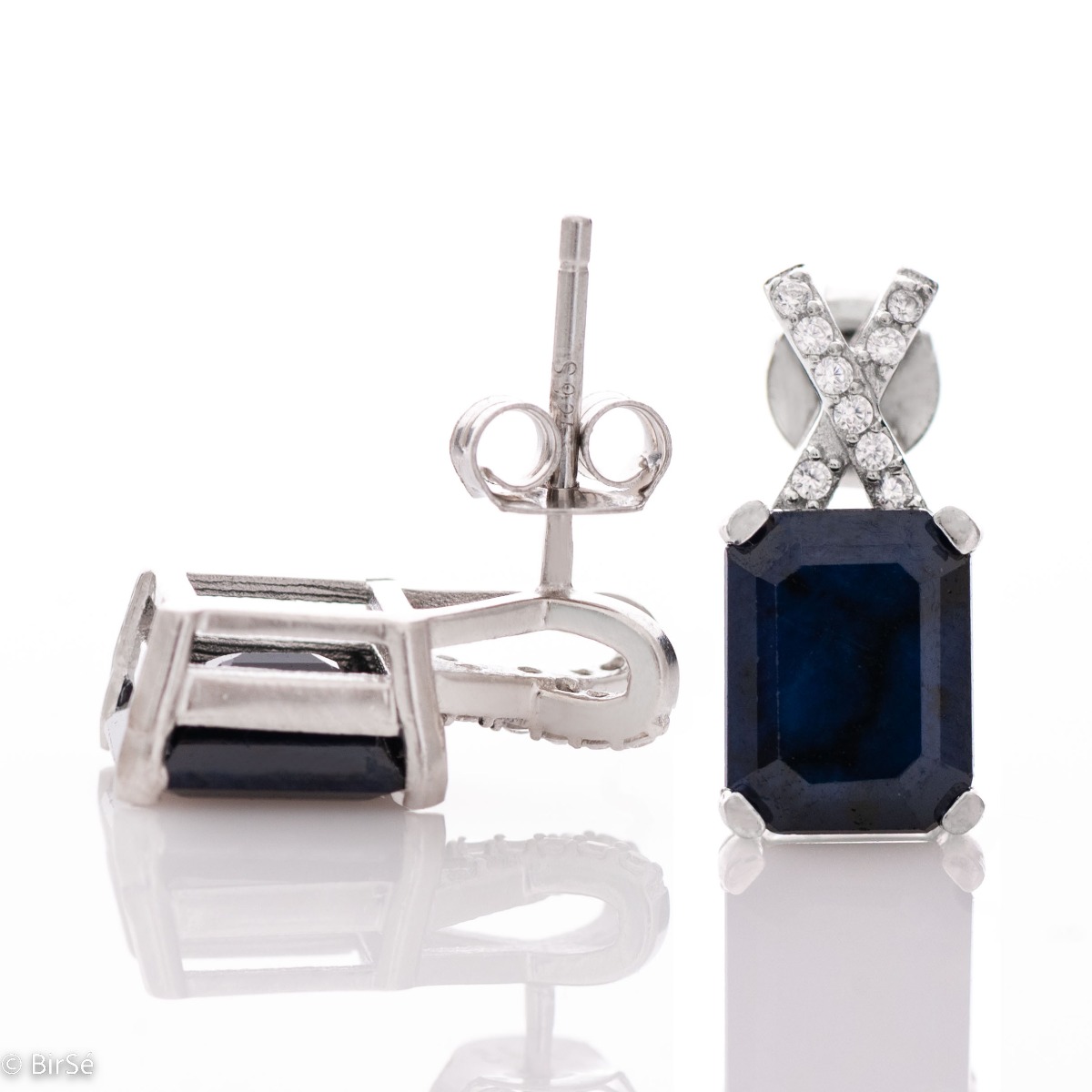 Update your jewelry collection with natural stones with the new offer from BirSe. The exquisite earrings with a rectangular sapphire and sparkling zircons are a suitable gift for any occasion.