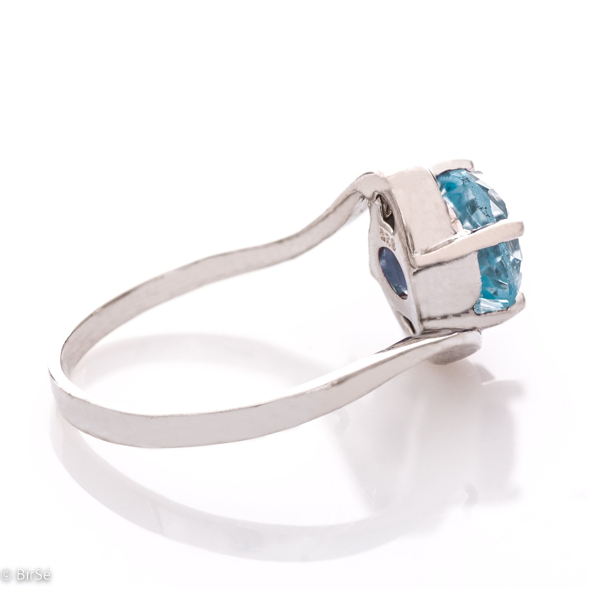 Silver Ring - Natural Blue Topaz 1,55 ct.