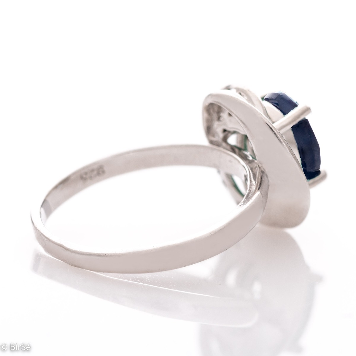 Silver ring - Natural Sapphire 1,55 ct.