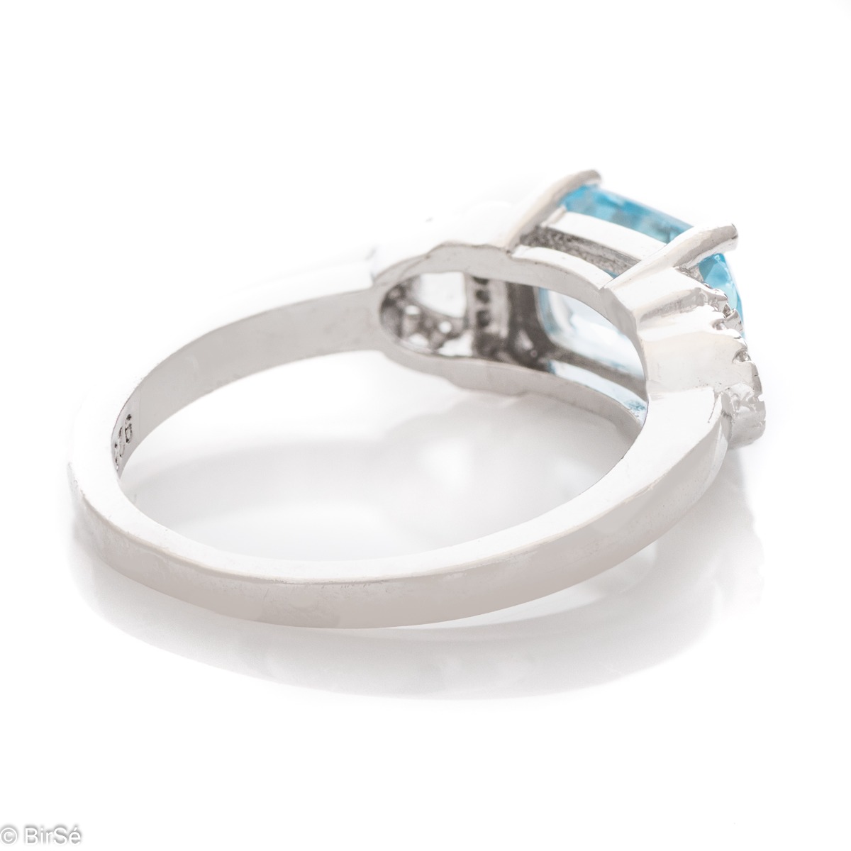 Silver ring - Natural Blue Topaz 1,60 ct.