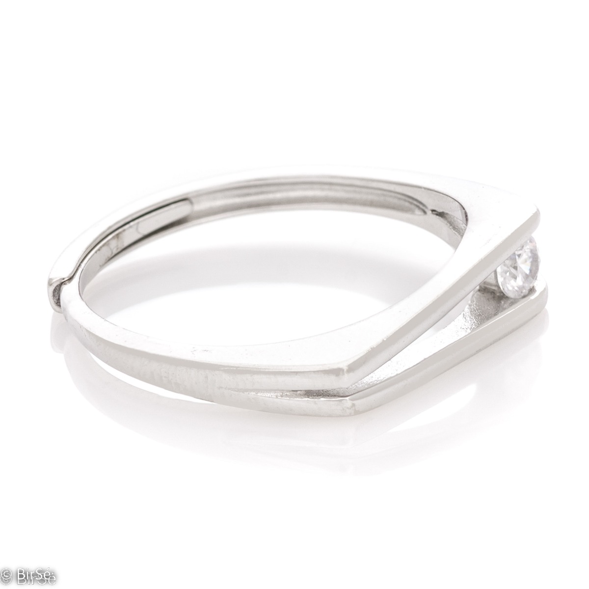 An amazing silver ring with a spectacular look and subtle design. Elegant craftsmanship of the compositional elements from a fine combination of rhodium silver with delicate zircon. A suitable gift for any occasion.