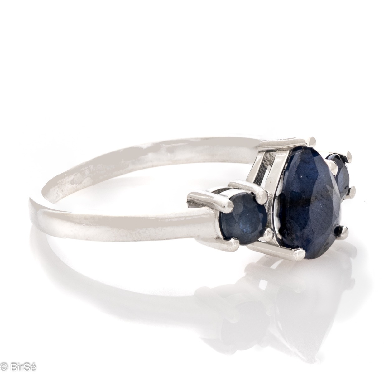 Silver ring - Natural Sapphire 1,68 ct.