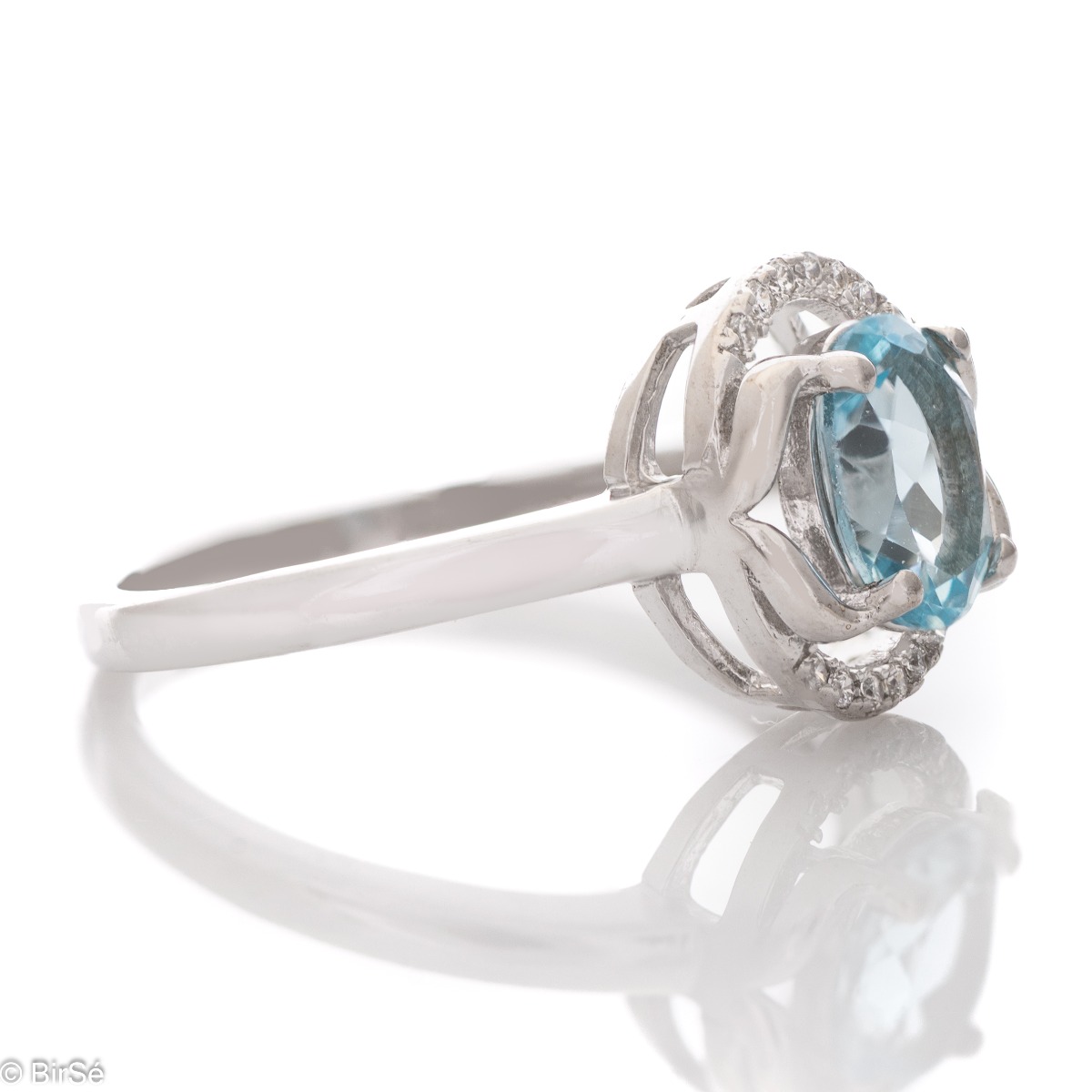 Silver ring - Natural Blue Topaz 1,10 ct.