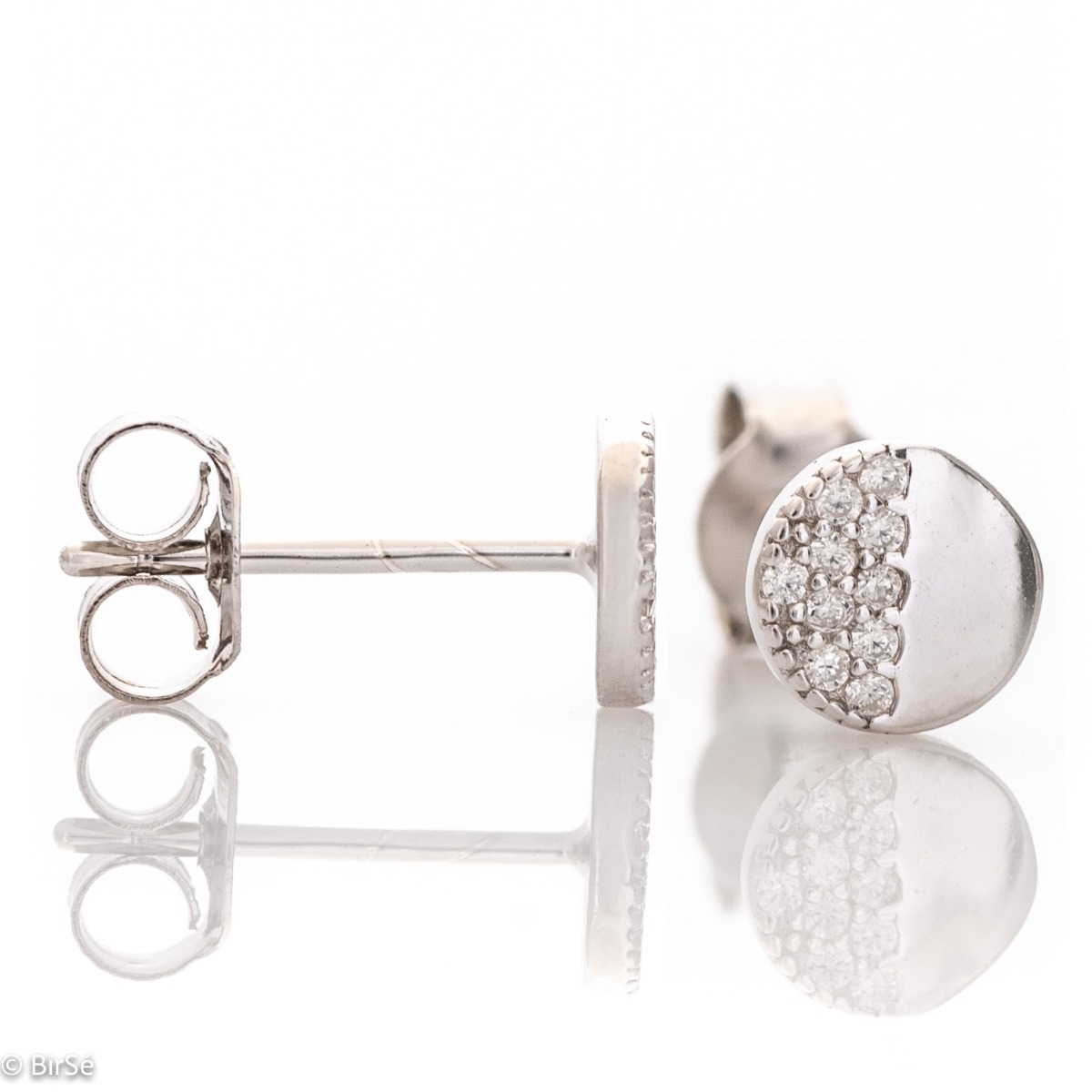 Elegant women's stud earrings with exquisite workmanship combining delicate rhodium silver with fine, sparkling zircons.