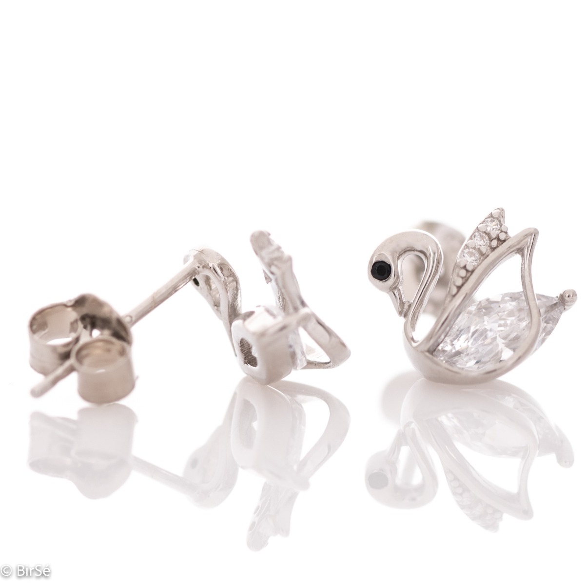 Exquisite craftsmanship in our new stud earrings with a beautiful swan design combining unique rhodium silver and cubic zirconias.