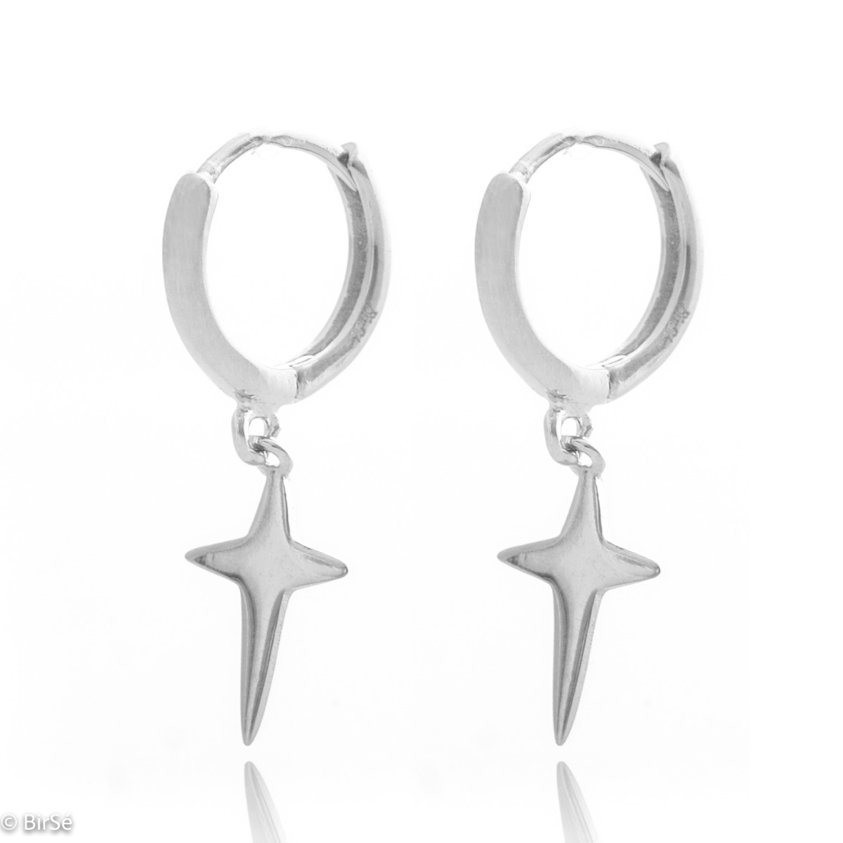 Delicate, airy and light earrings, made with a spectacular design of fine rhodium silver with a beautiful shooting star. Also suitable for everyday use with English fastening - secure and preferred by ladies.