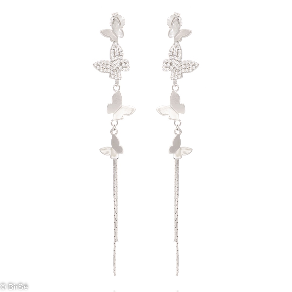 
Elegant women's earrings made of rhodium-plated fine silver. Exquisite jewelry with dangling butterflies that are decorated with delicate zircons, stylish design and comfortable pin fastening. A wonderful gift for your beloved woman.