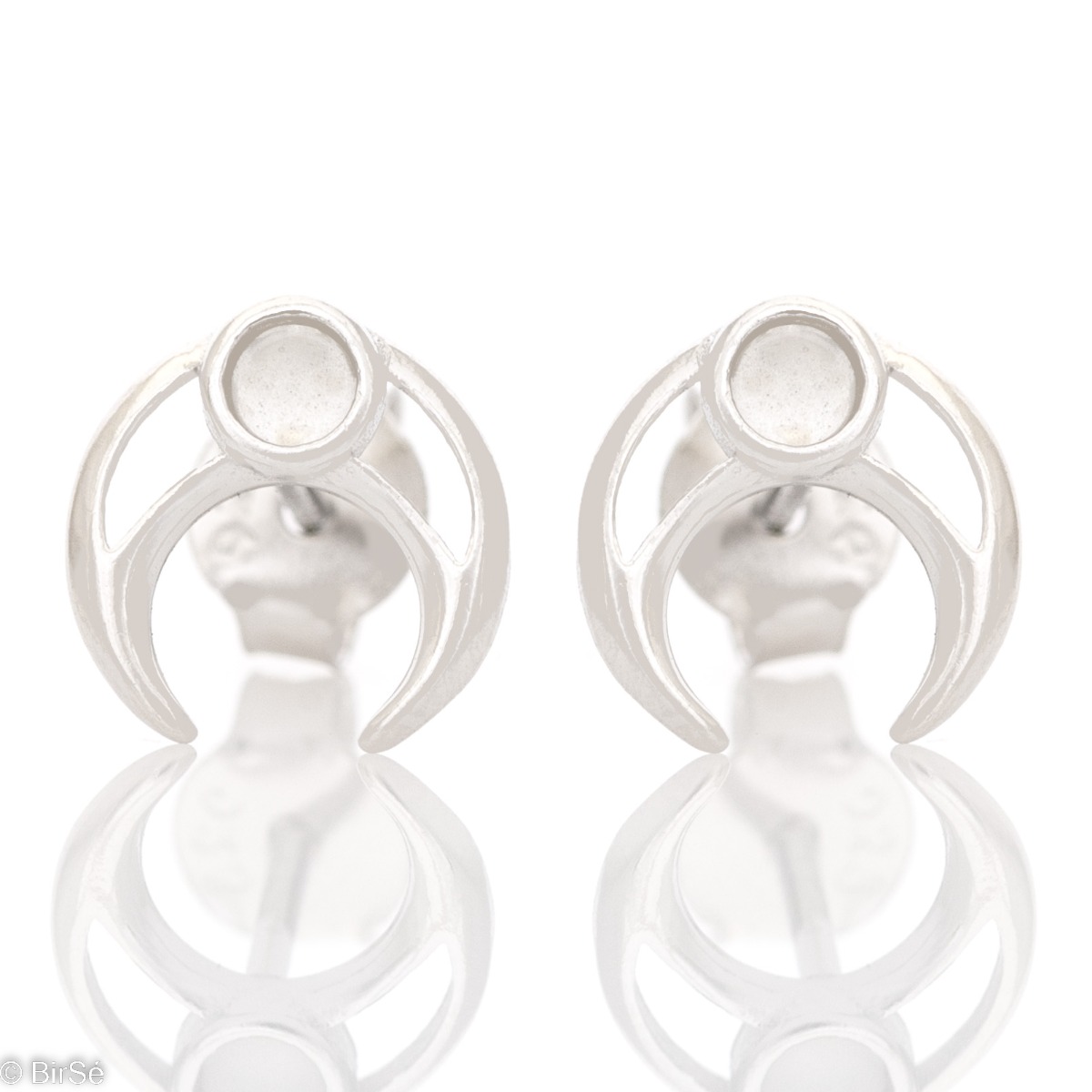 Simple women's earrings, with finely rhodium-plated sterling silver crescents with a pin clasp. Delicate earrings are suitable jewelry for ladies and also for children.