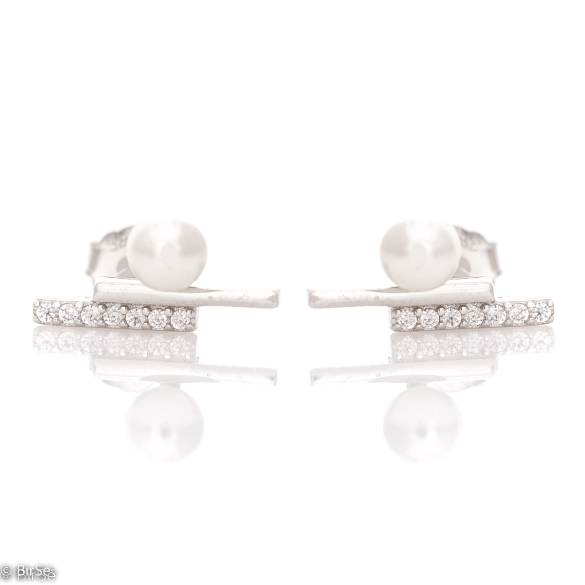 Tenderness and subtle beauty are offered by BirSe with the new model of earrings made of rhodium silver, white pearl and shiny zircons. Earrings are suitable jewelry for more special occasions for ladies who love the exquisite beauty of pearls.