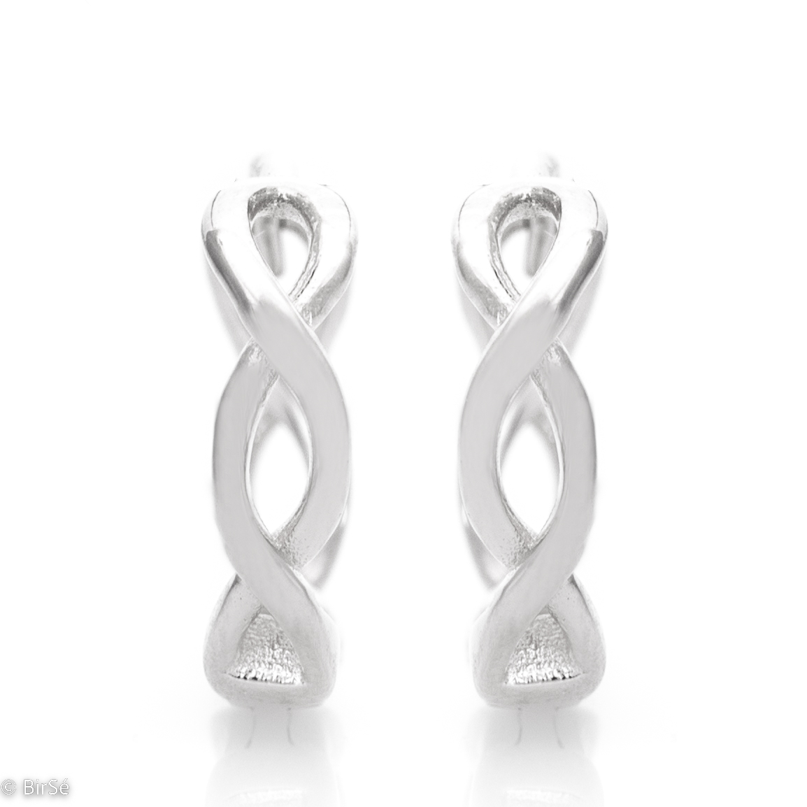 Spectacularly crafted silver earrings with a braid resembling the infinity sign. Suitable for all ages, with a comfortable fastening.