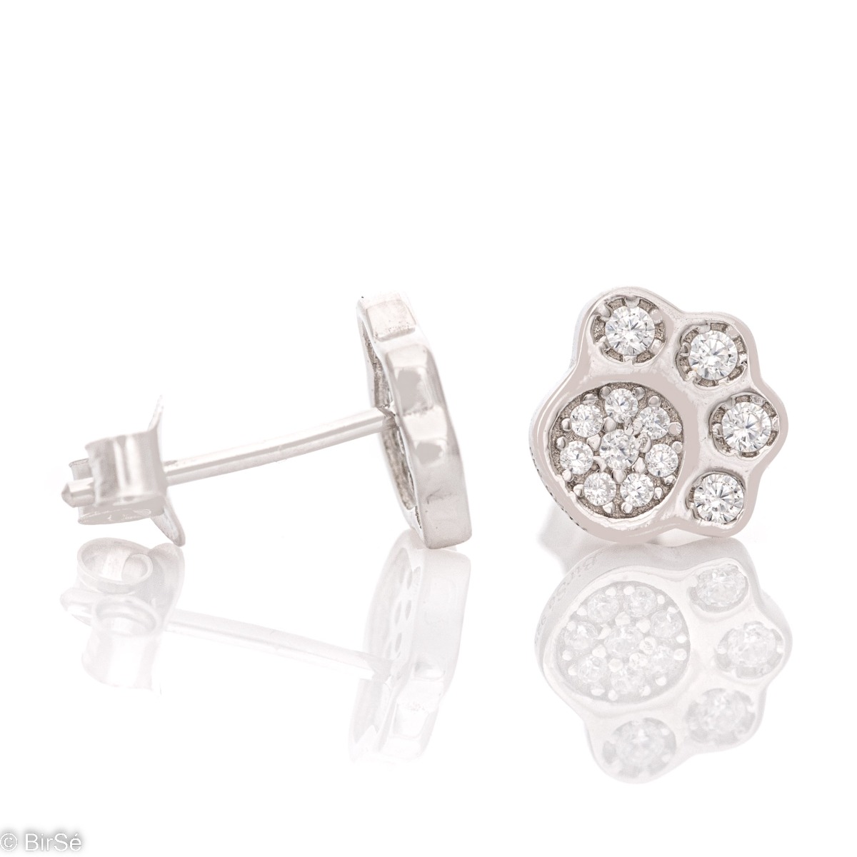 Charming earrings in fine rhodium-plated silver in the shape of a paw, delicately decorated with zircons. The earrings are also suitable for children with the convenient pin fastening.