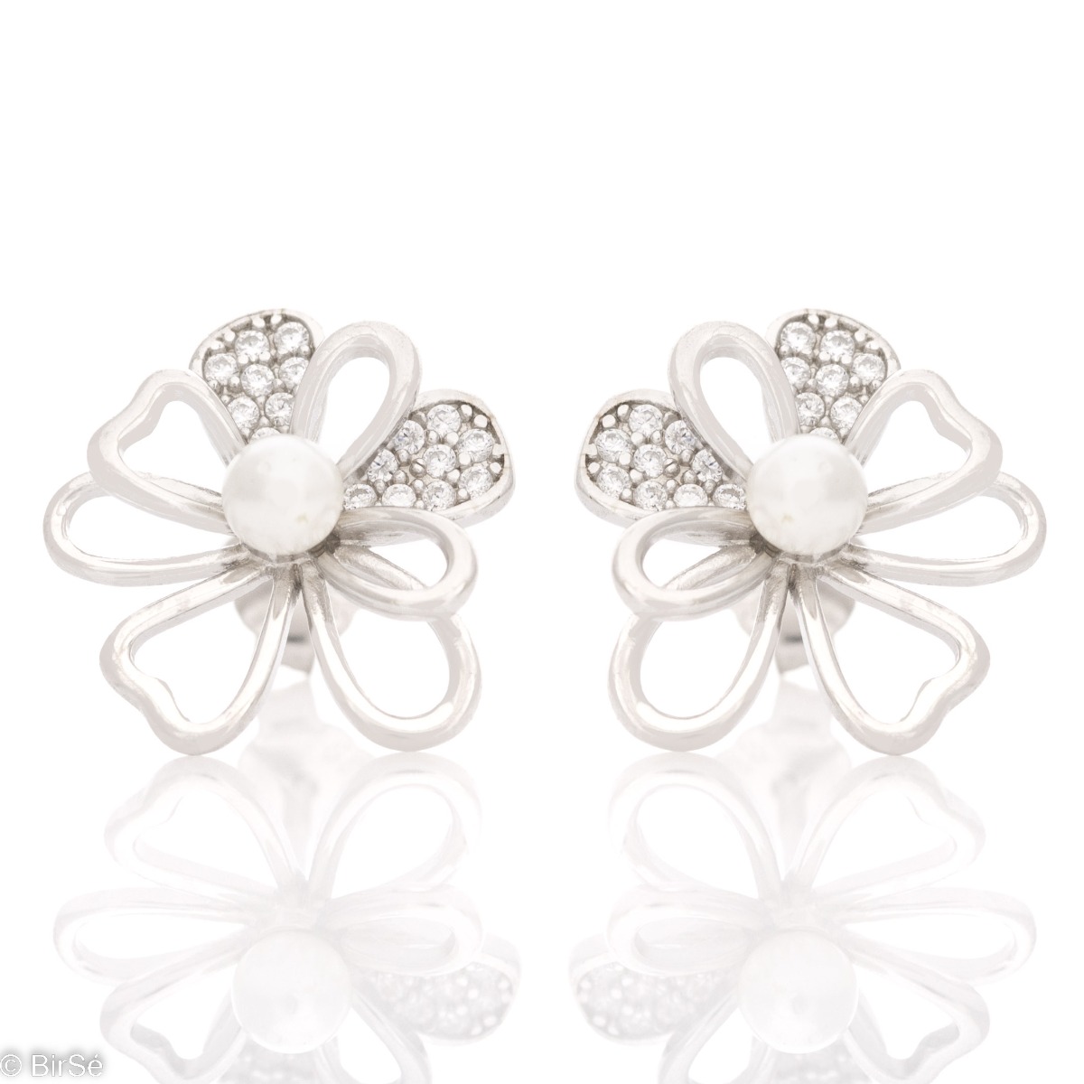 A delight to the ear - amazing rhodium silver earrings with an elegant flower, with an exquisite combination of pearl and dazzling zircons. Be yourself or pamper your loved one with our lovely jewelry.