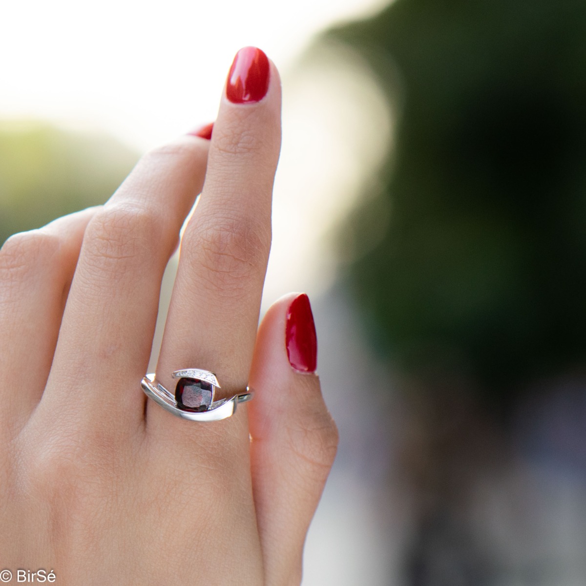 Silver ring - Natural Garnet 1,60 ct.