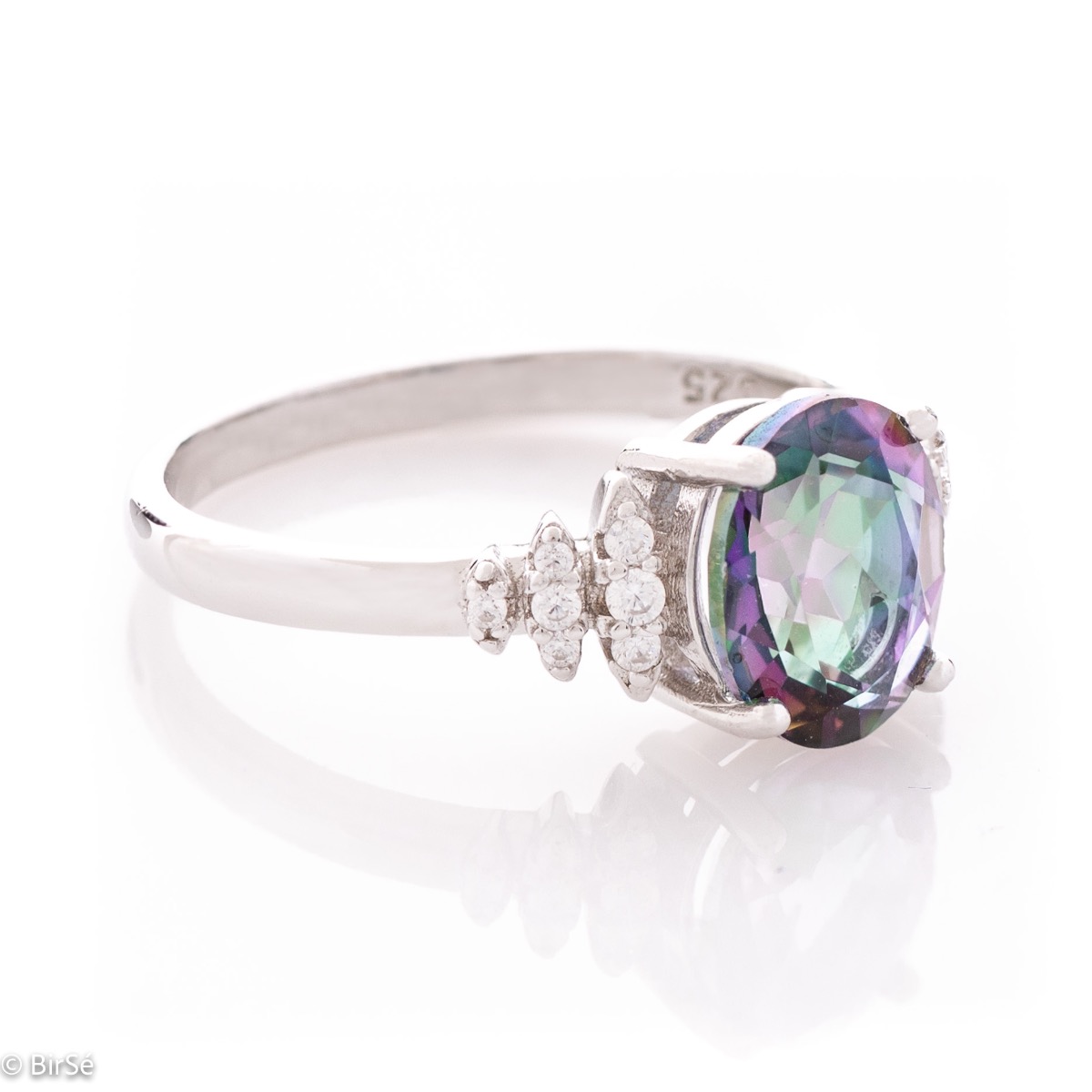 An elegant women's ring with precision craftsmanship entirely of shiny rhodium silver and a spectacular pineapple shape of natural mystic topaz stone with zircons.