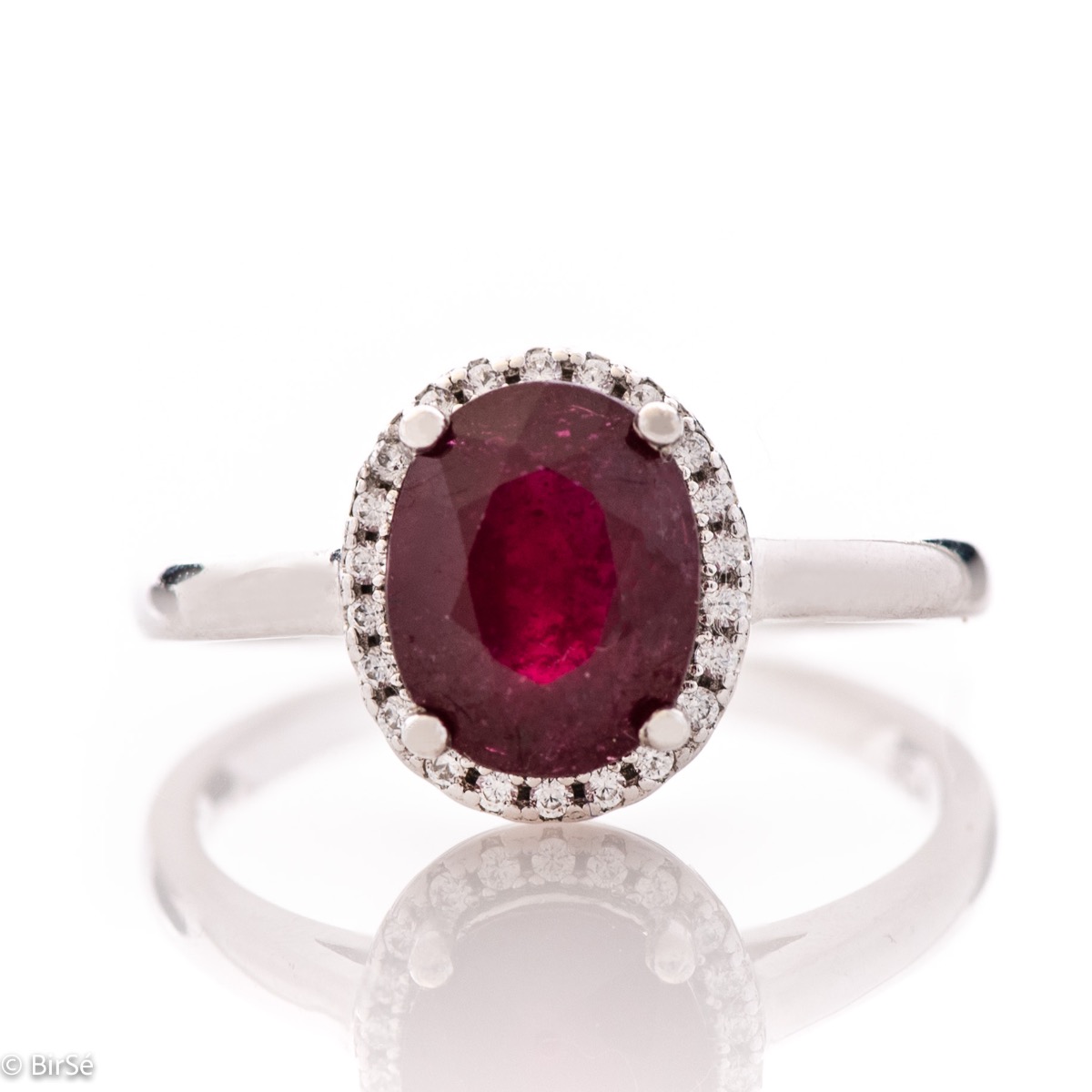 Exquisite Women's Ring with Combination of Silver and Ruby