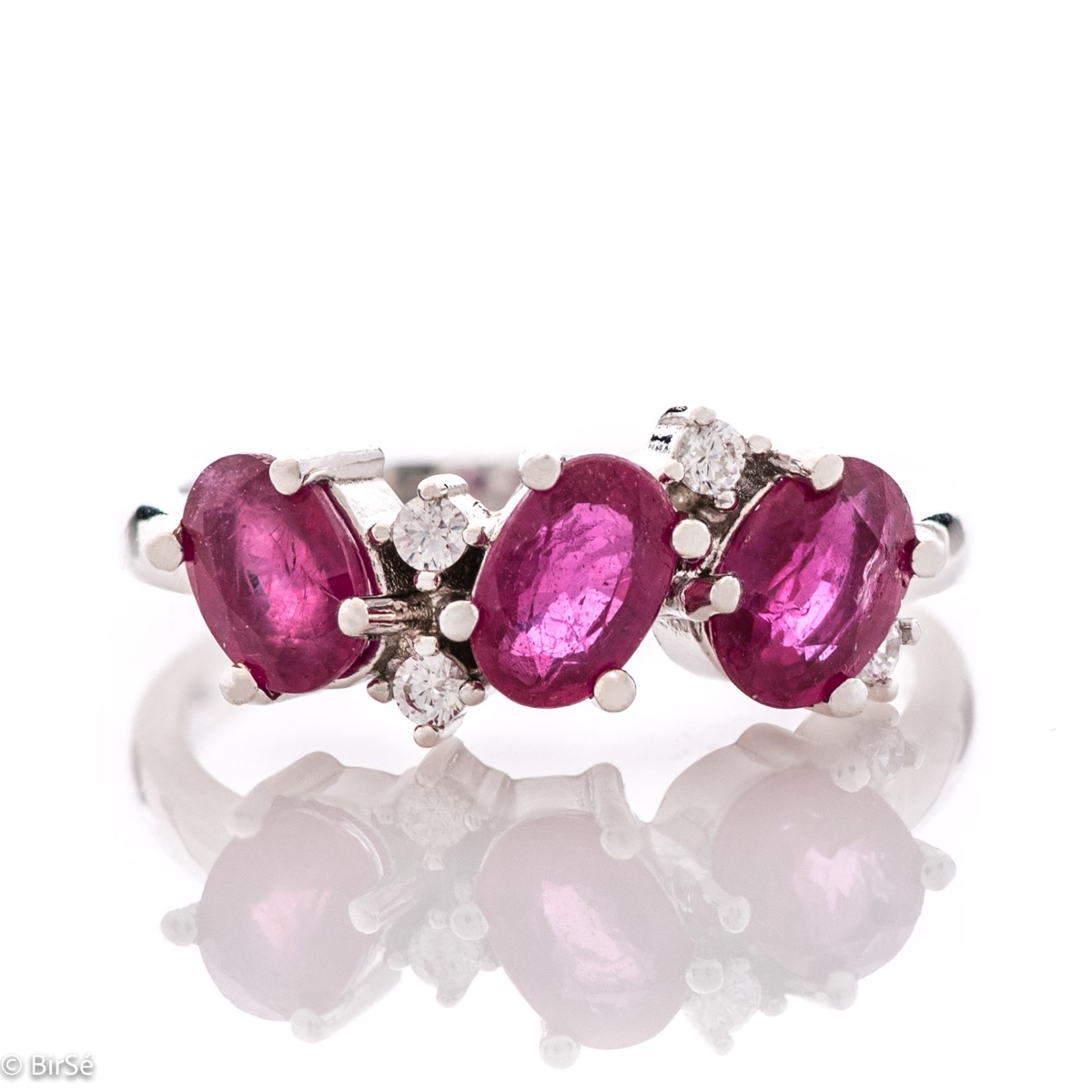 Spectacular and Radiant Silver Ring with Natural Ruby and Zirconi