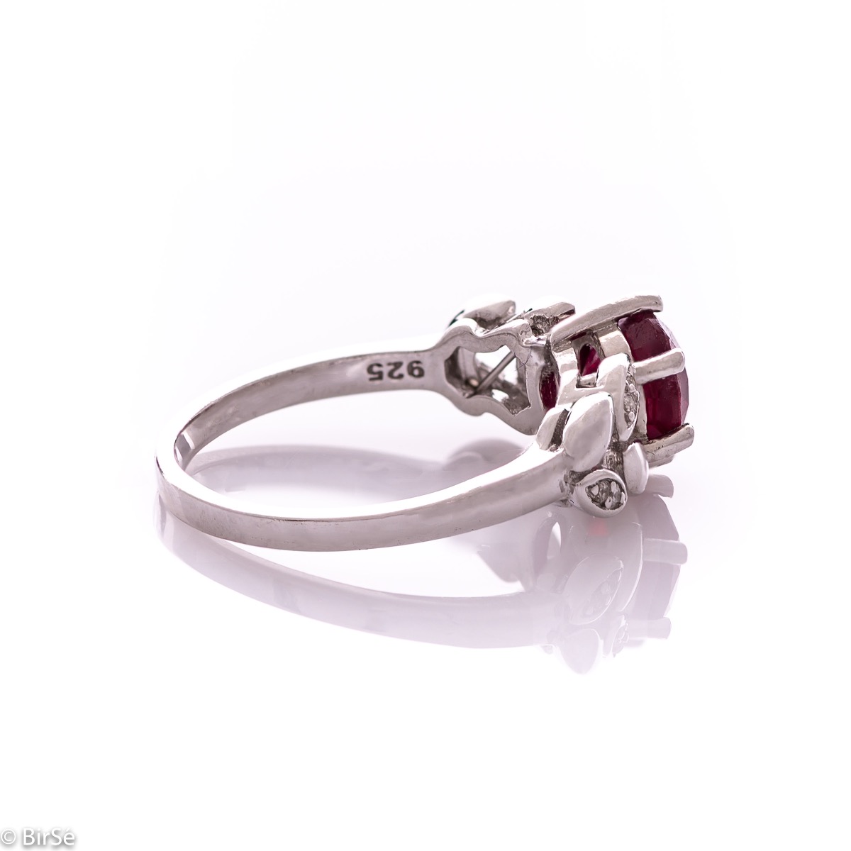 Silver ring - Natural ruby 1,05 ct.