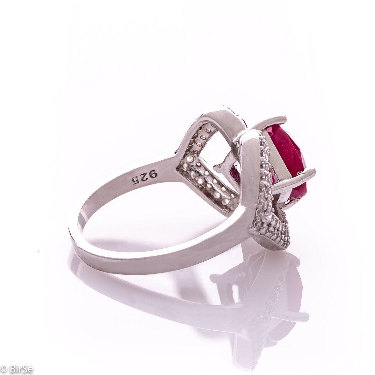 Silver Ring - Natural ruby 2,25 ct