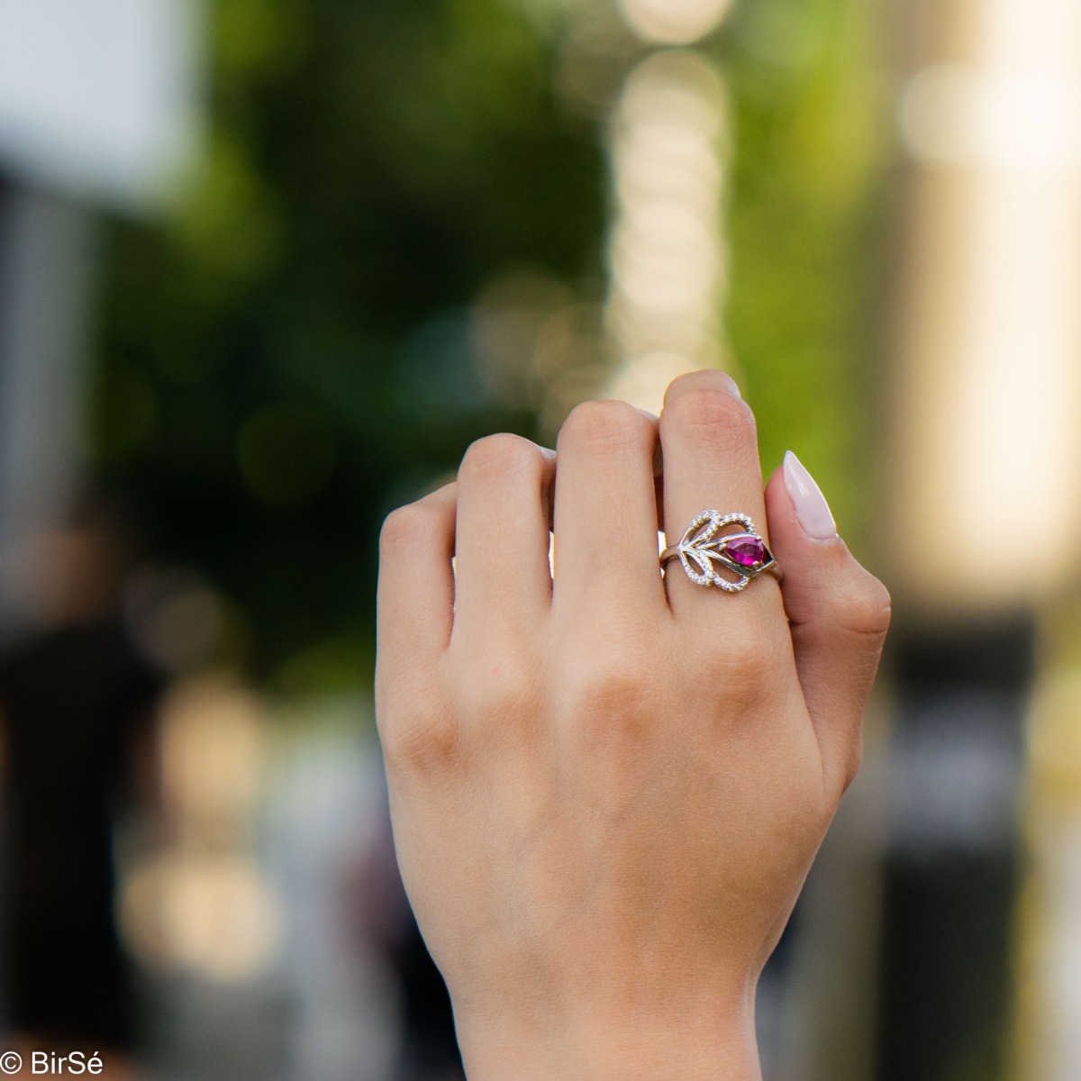 Silver ring - Natural ruby 0,75 ct