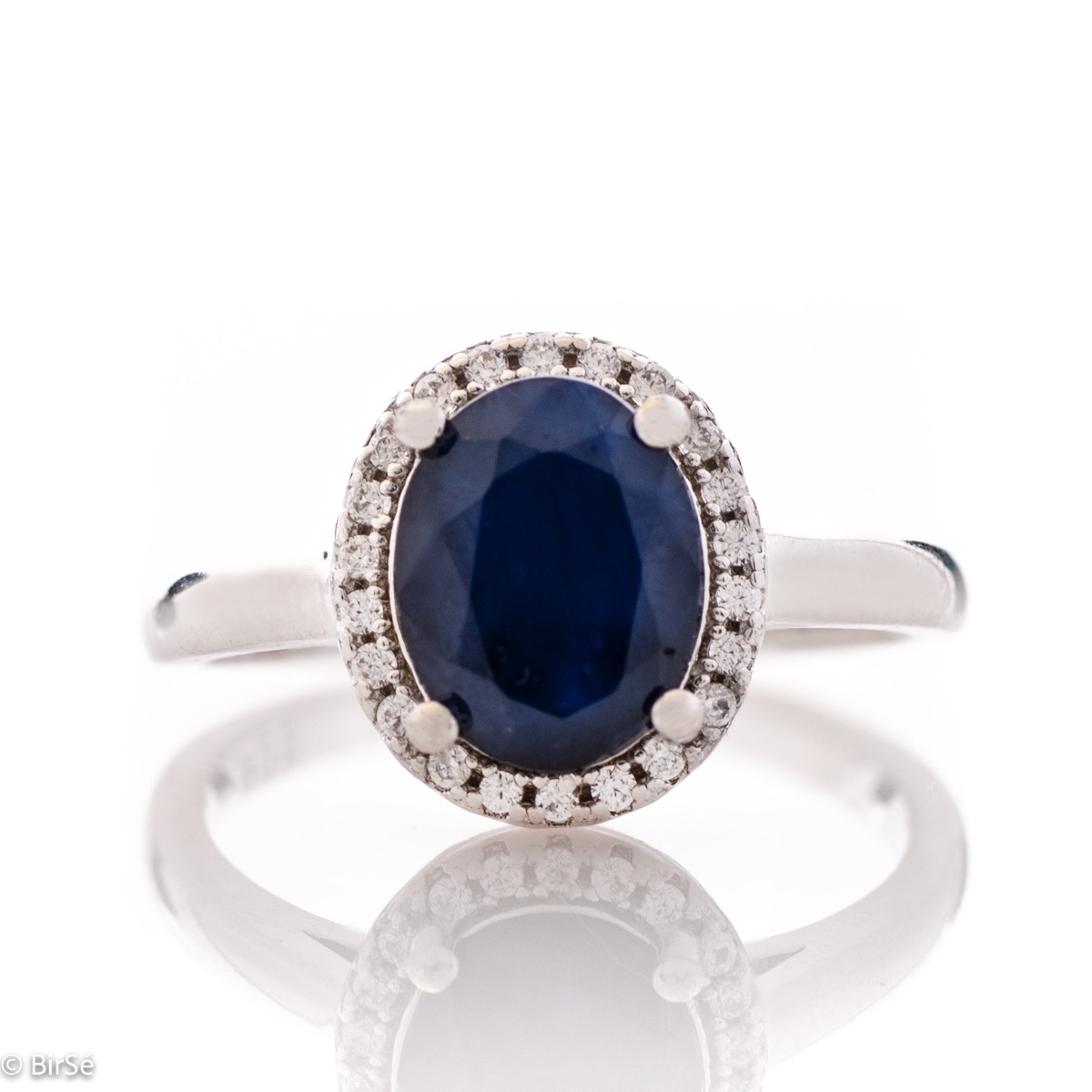 Spectacular Silver Ring with Radiant Natural Sapphire and Zirconi