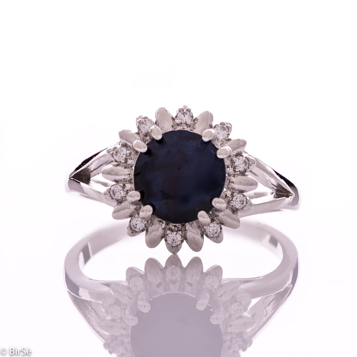 Exquisite Silver Ring with Natural Sapphire and Zirconi
