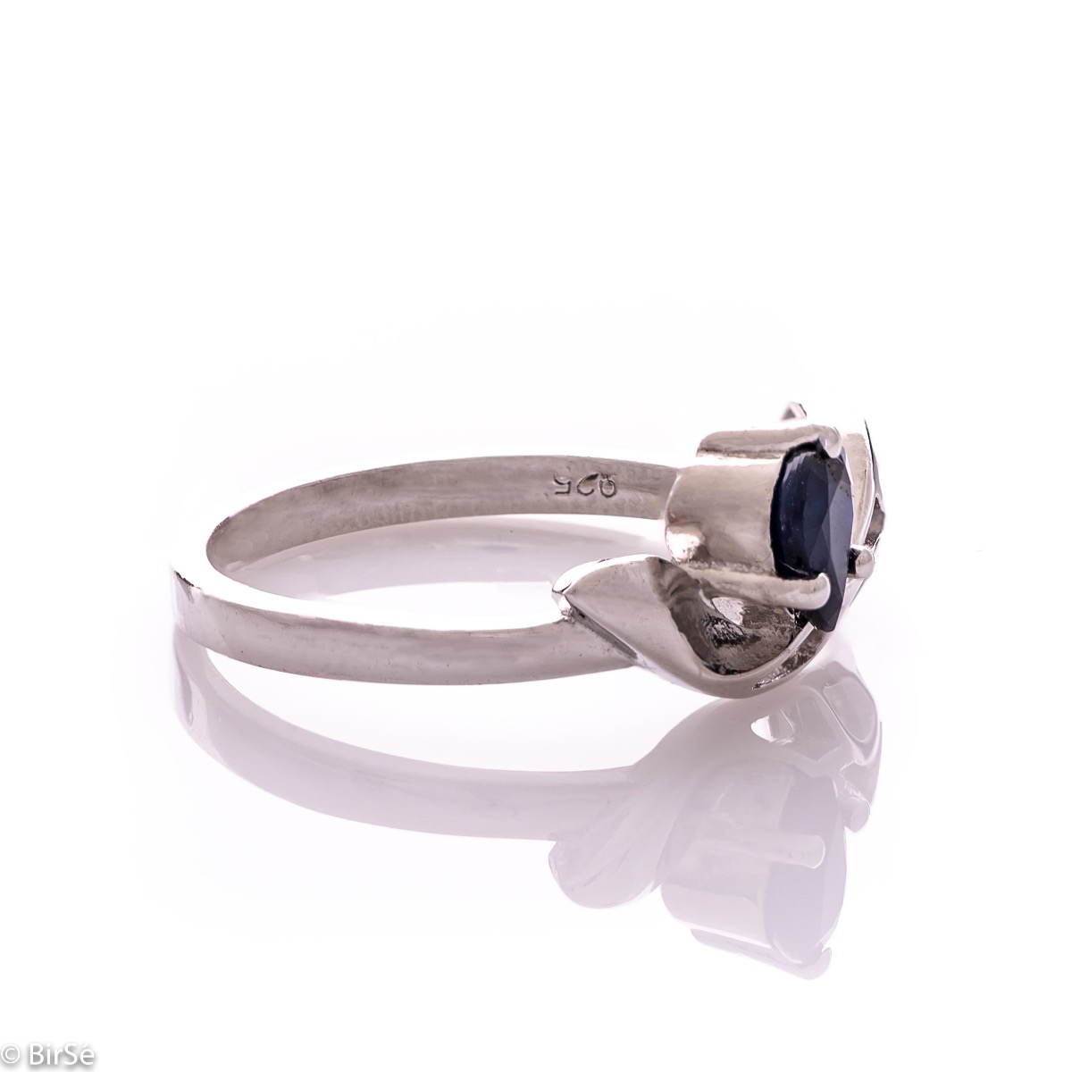 Silver ring - Natural sapphire 0,50 ct