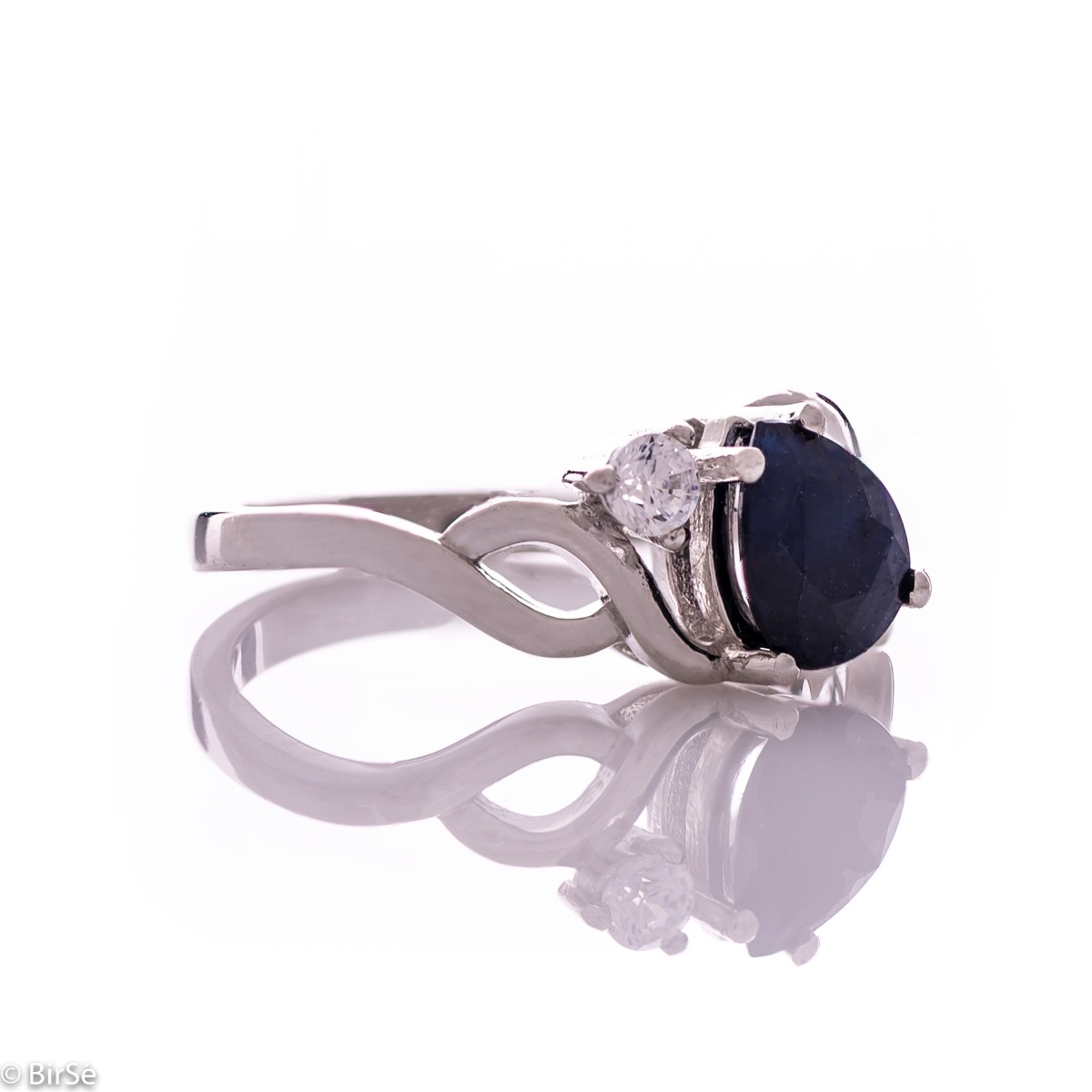 Silver ring - Natural sapphire 0,75 ct