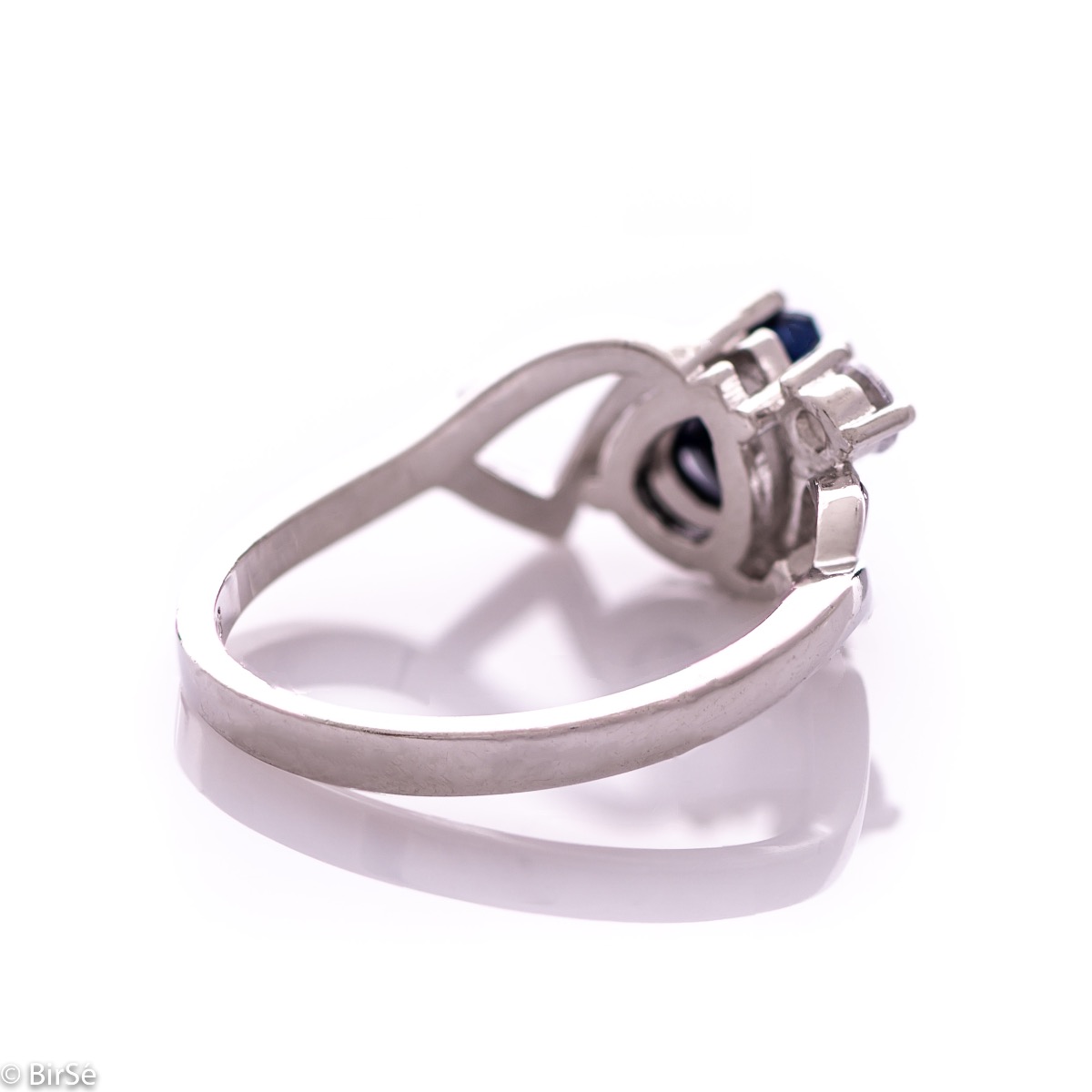 Silver ring - Natural sapphire 0,75 ct